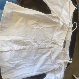 White thin long sleeve blouse